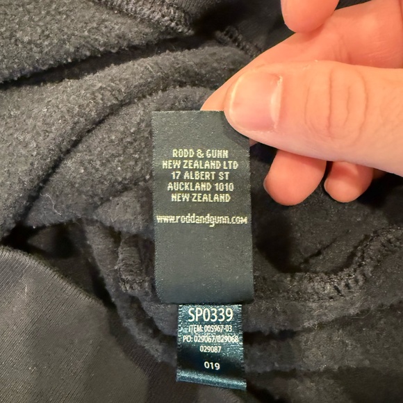 Rodd & Gunn Kimbell Sweatshirt Onyx - Small - Picture 6 of 6